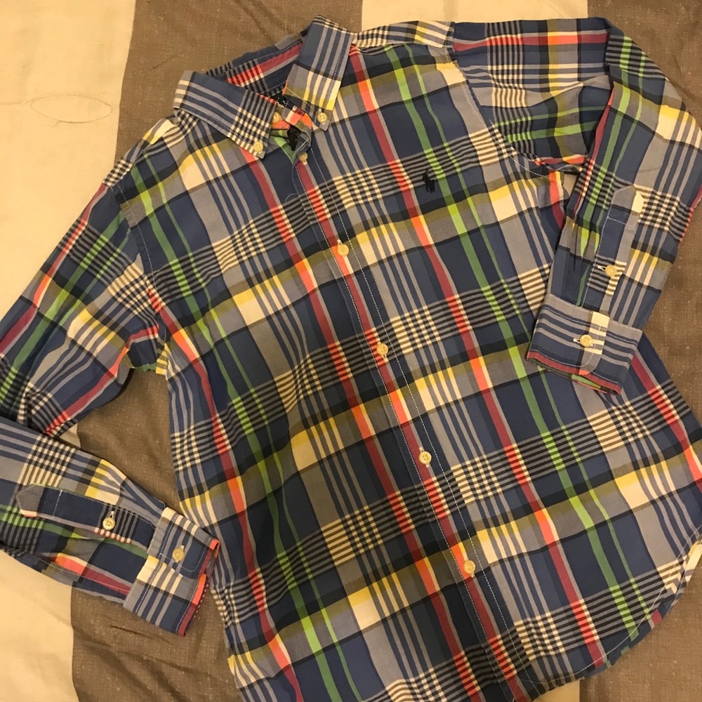Long Sleeves Button Down Shirt